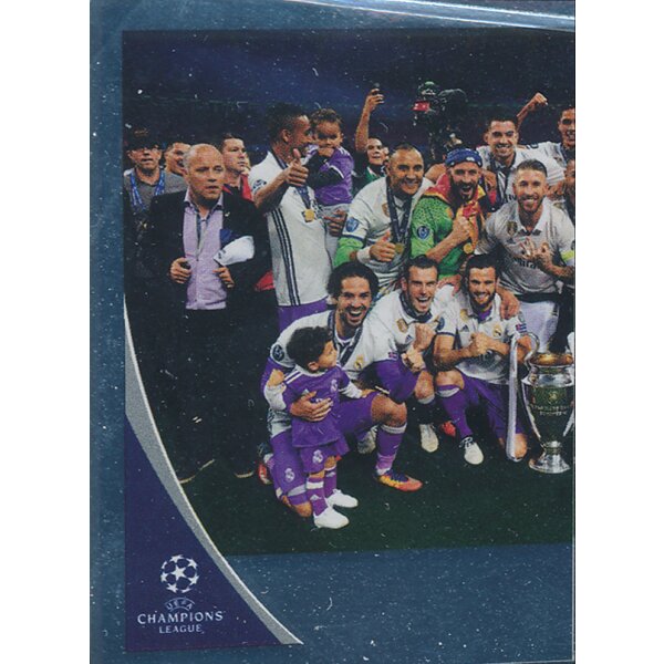 CL1718 - Sticker 594 - Team (Real Madrid CF) - Teams