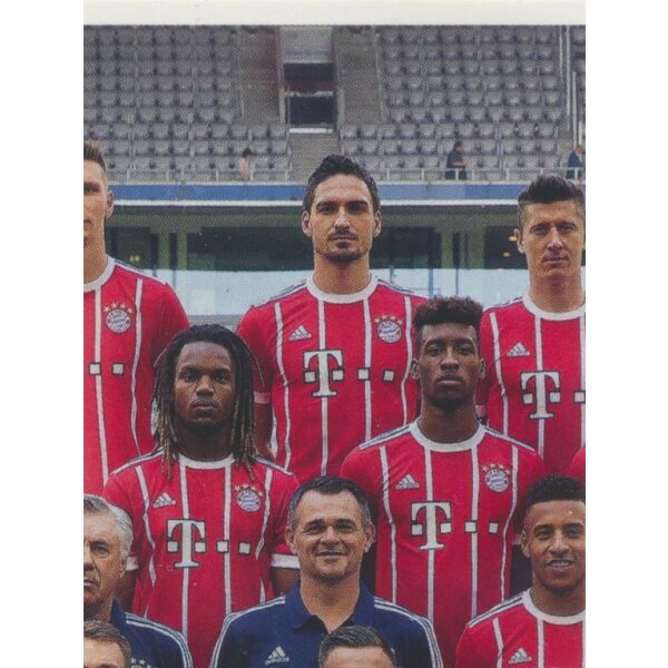 BAM1718 - Sticker 4 - Mannschaftsbild - Panini FC Bayern München 2017/18