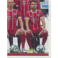 BAM1718 - Sticker 9 - Mannschaftsbild - Panini FC Bayern...