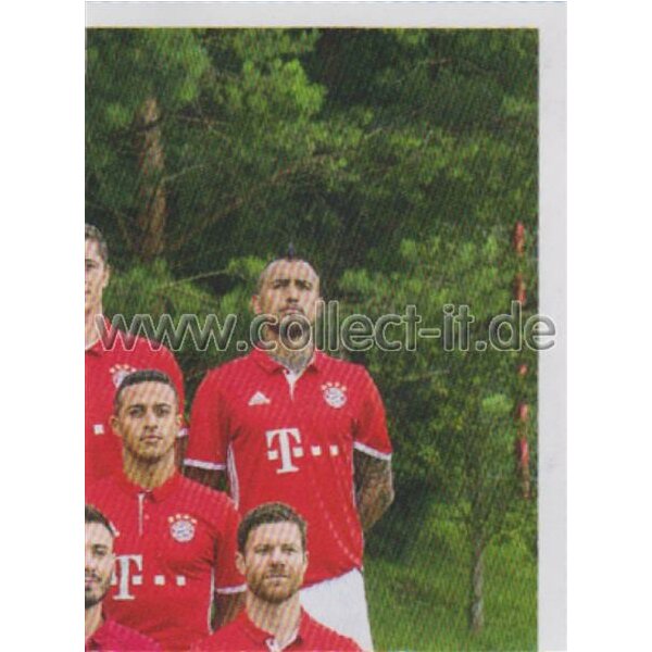 BAM1617 - Sticker 5 - Mannschaftsbild - Panini FC Bayern München 2016/17