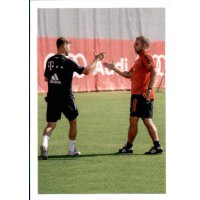 Sticker 154 - Training - Panini FC Bayern München...